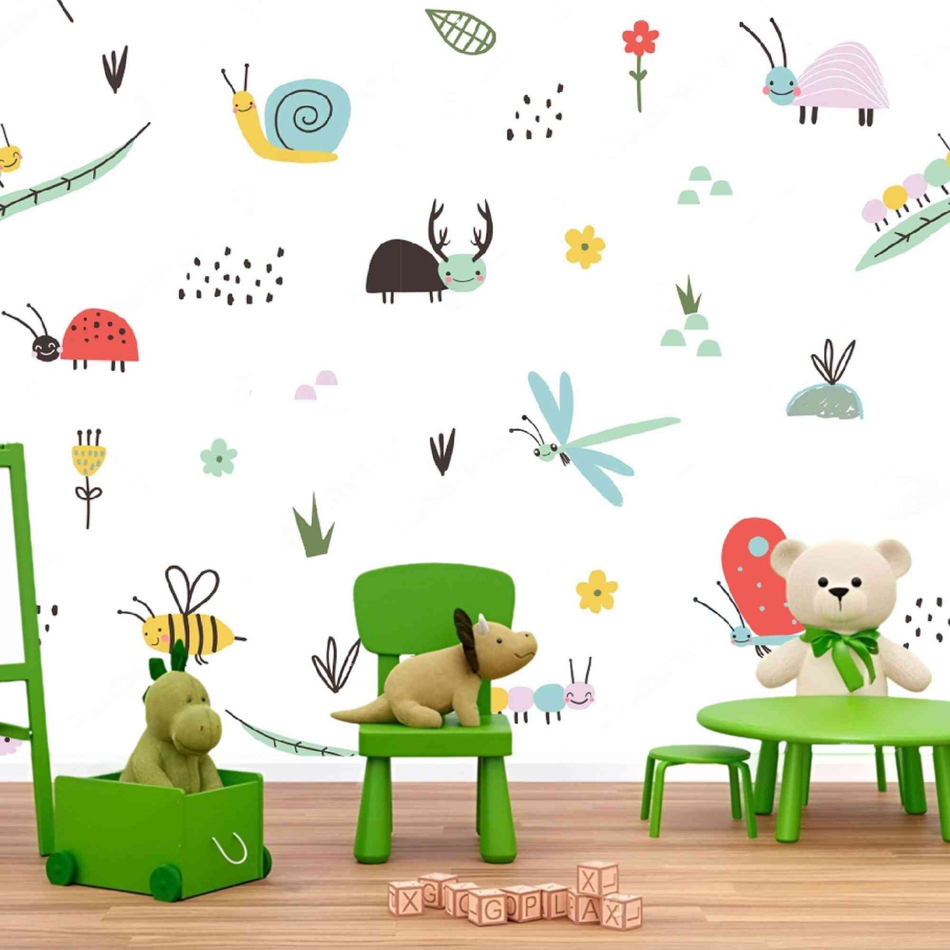 Cartoon insect wallpaper for babies - playful and vibrant design.